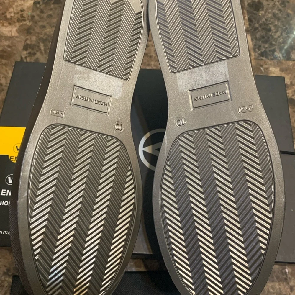 Valentino by Mario Valentino Dalia Luxe Platform Sneakers Pewter SZ 10 Brand New - Picture 10 of 16